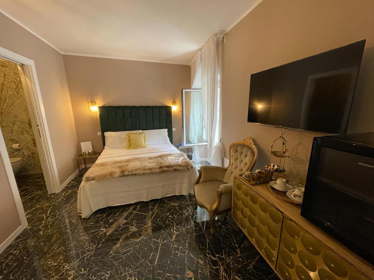 Prestige Suite Via Romagnoli シルミオーネ エクステリア 写真